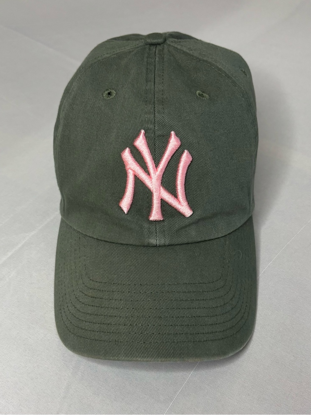 NY Yankees Olive Green Baseball Cap with Pink Logo | O/S